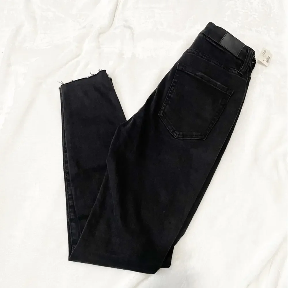 Aeropostale super high rise curvy jegging size 4 black denim souped stretch NWT